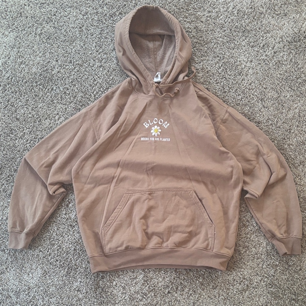 Full tilt women’s Large Cotton Tan Embroidered graphic Flower Hoodie